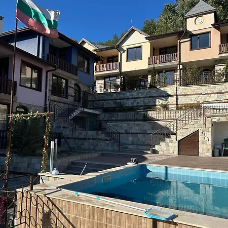 Hotel семеен струма 2*