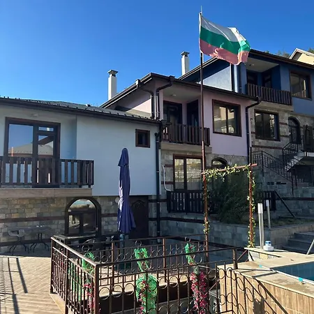 Hotel семеен струма 2*