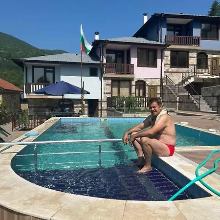 семеен струма Szálloda Bobosevo